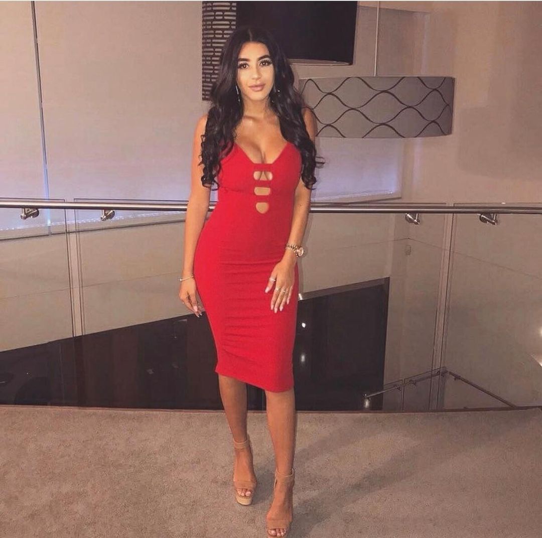 That red dress for rent on The Volte - main image