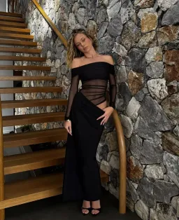 Benni Yasmin Off Shoulder Maxi Dress Black Size 8 for rent on The Volte - image 4