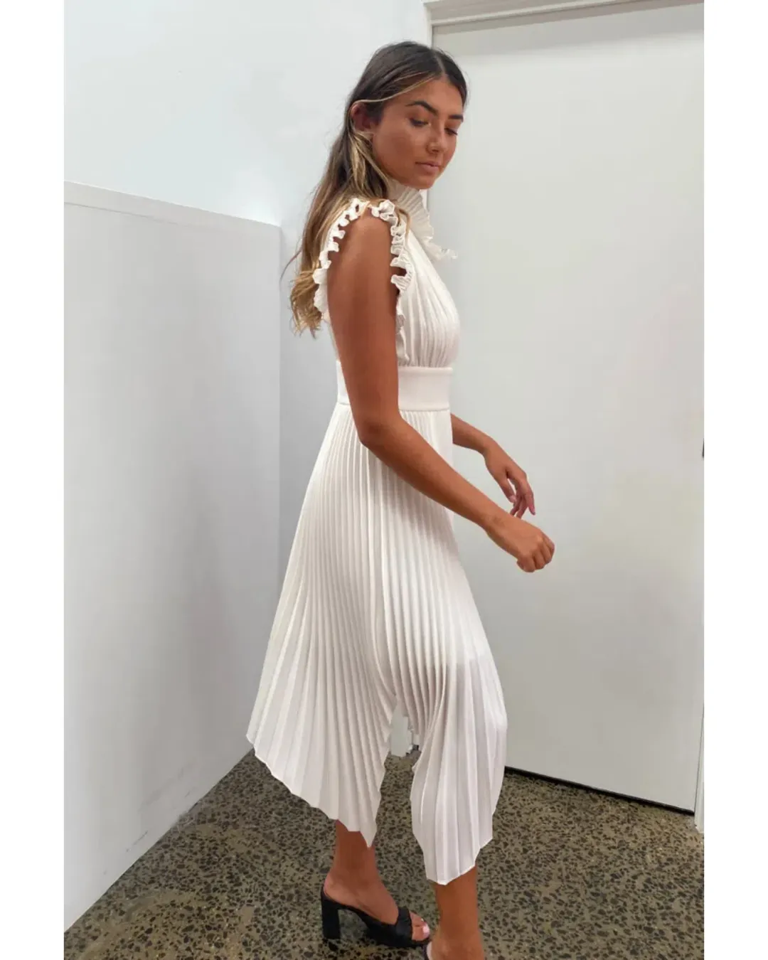 Mossman Lady Like Dress in White Size AU 10 for rent on The Volte - main image