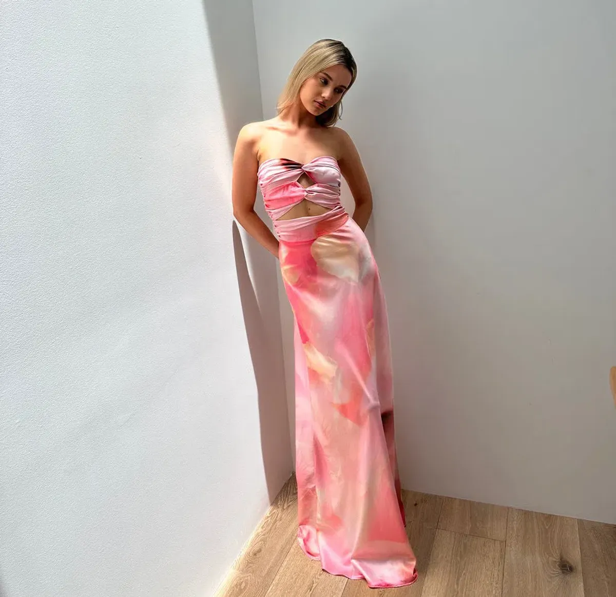 HNTR Inka Gown Lillie Floral Size S/ AU 8 - Image 1