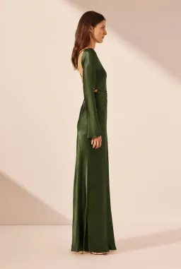 Shona Joy Elia Long Sleeve Open Back Tie Maxi Dress in Fern Size 12 for rent on The Volte - image 5