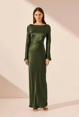 Shona Joy Elia Long Sleeve Open Back Tie Maxi Dress in Fern Size 12 for rent on The Volte - image 1