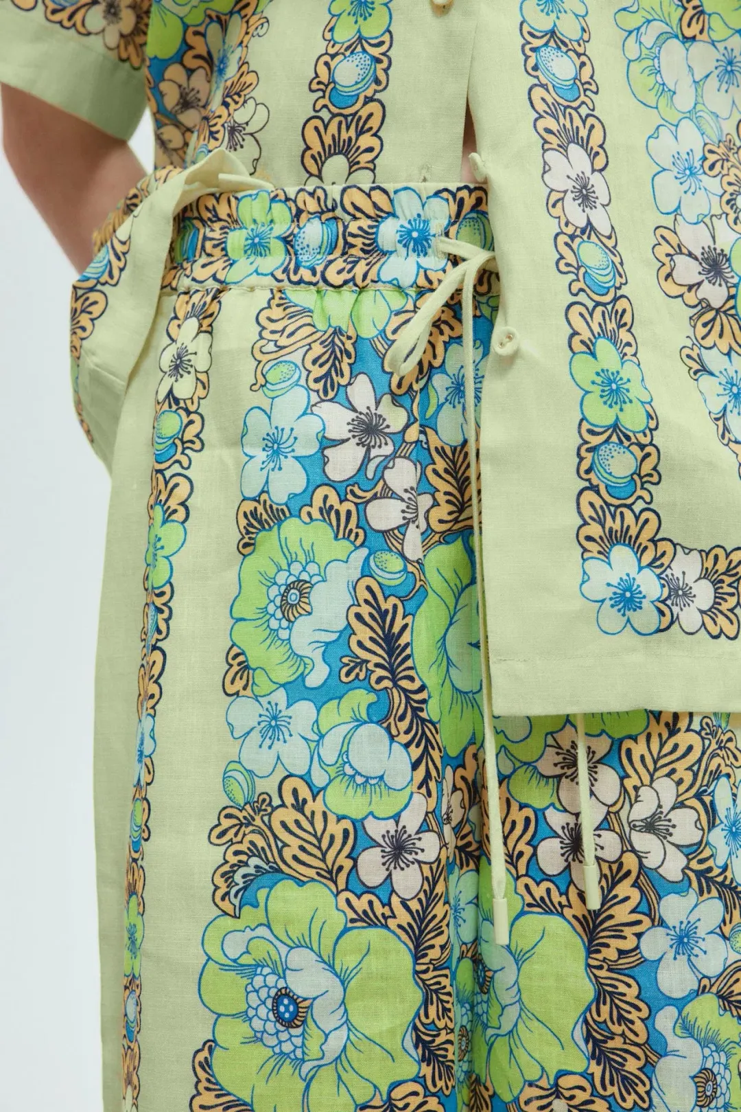 Alemais Velma Oversized Linen Shirt and Pants Set Green Floral Size AU 16 for rent on The Volte - main image