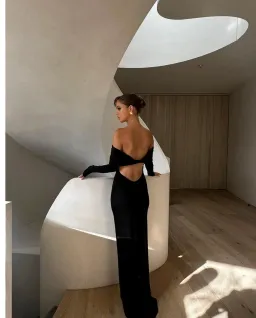 Effie Kats Gwen Gown in Black Size XS/Au 6 for rent on The Volte - image 2