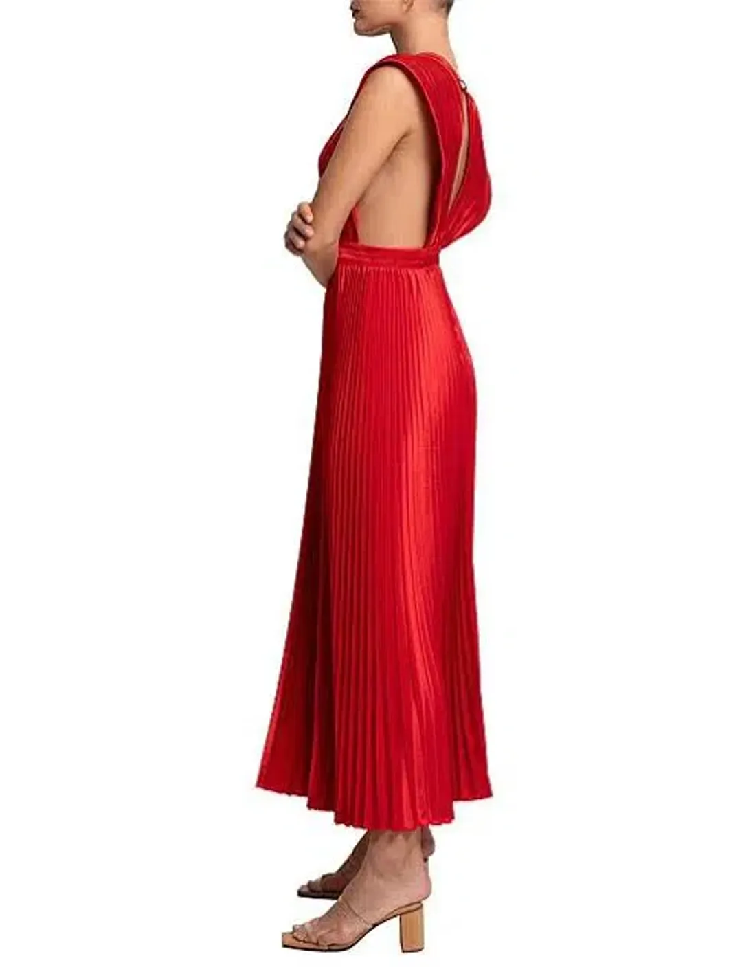 L'idee Gala Gown Red Size 6 for rent on The Volte - main image