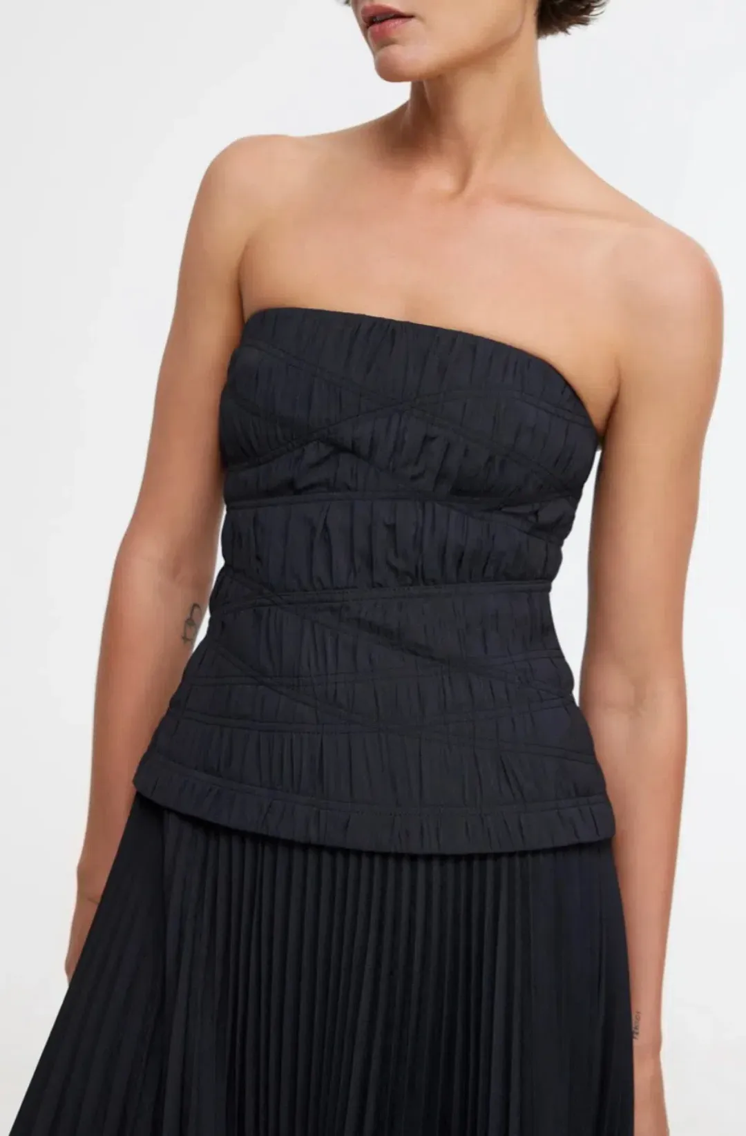 Acler Black Bristol Midi Dress in Black Size AU 10 for rent on The Volte - main image