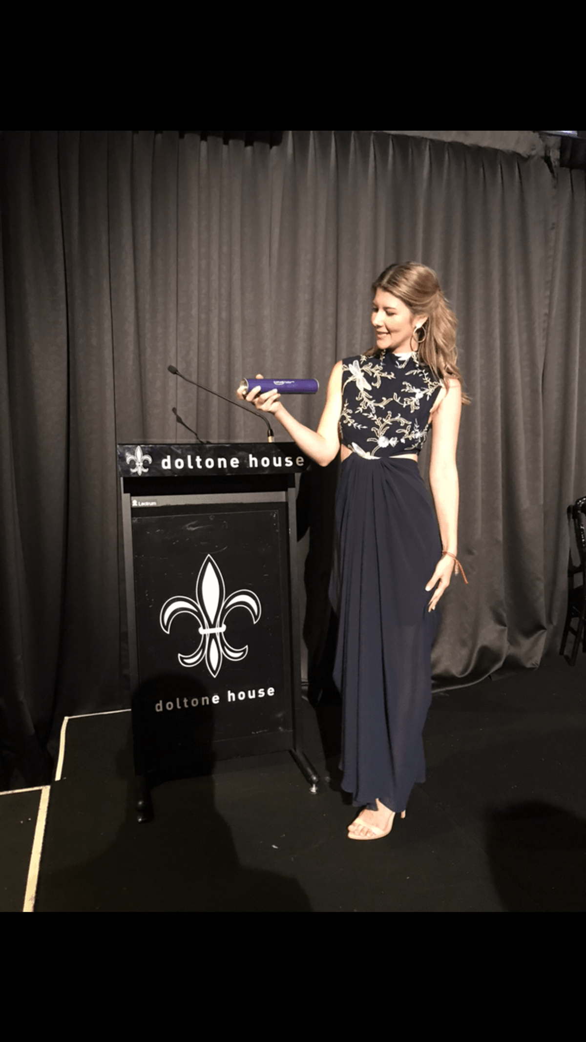 Carla Zampatti The Venus Diaphanous Gown Navy Size 4 - Image 4