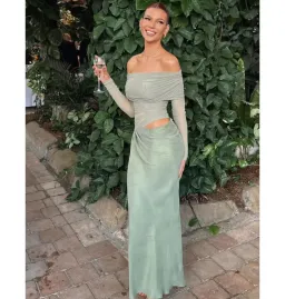 Benni Yasmin Off Shoulder Maxi Dress Pistachio Green Size AU 8 for rent on The Volte - image 4