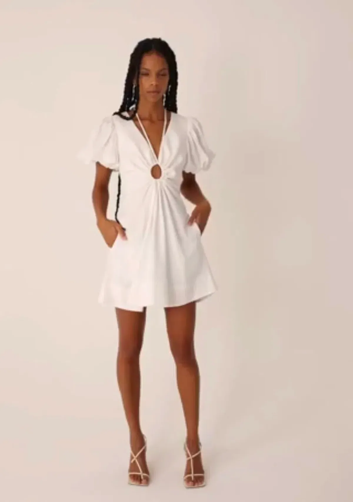 Shona joy White Linen Ruched Keyhole Mini Dress Size 6 - Image 3