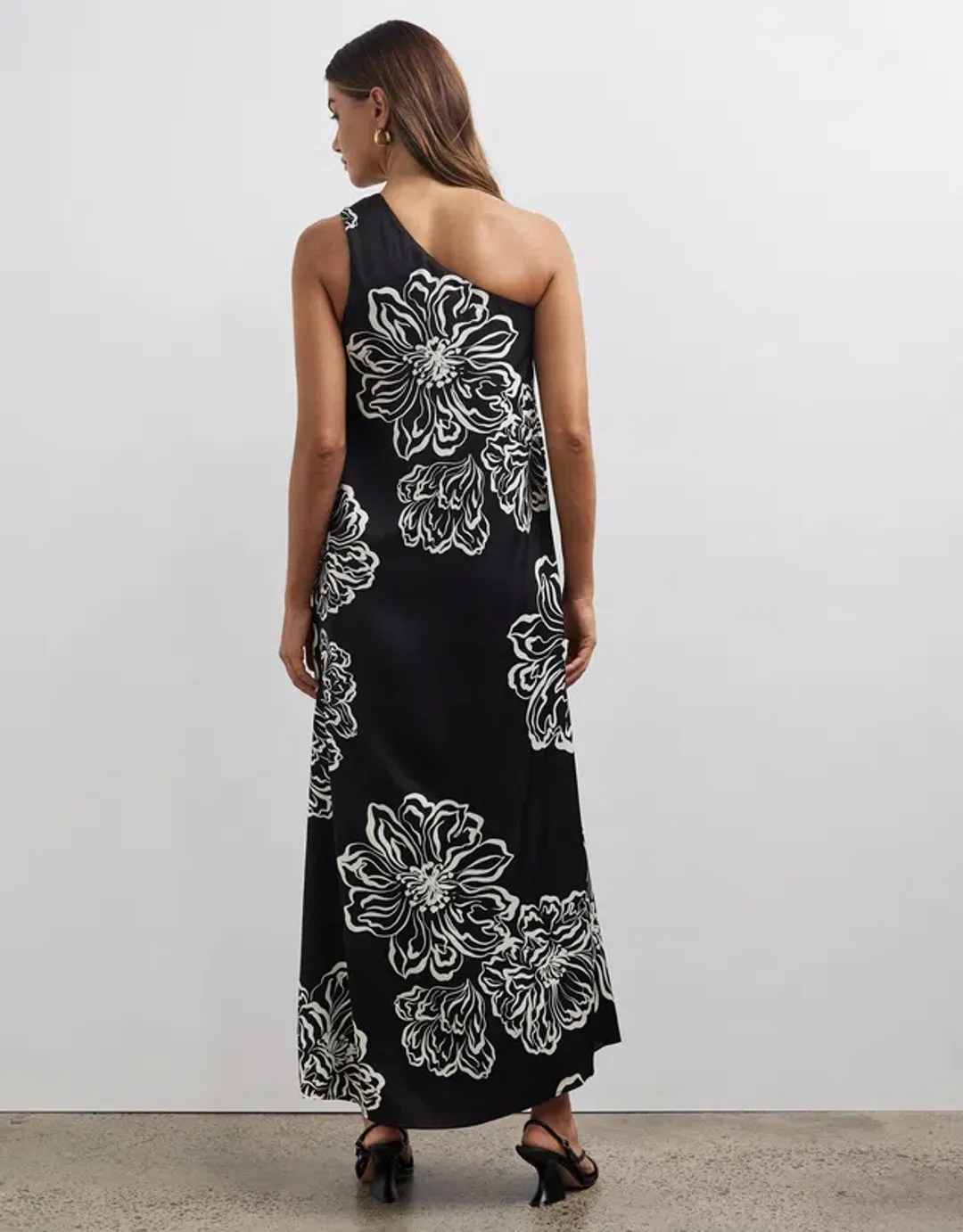 Minima Escenciales Besiana One Shoulder Dress Black/Floral Size 18 for rent on The Volte - main image