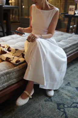 Helsa Stretch Cotton Sateen Midi Dress Size XXS/Au 6 for rent on The Volte - image 8