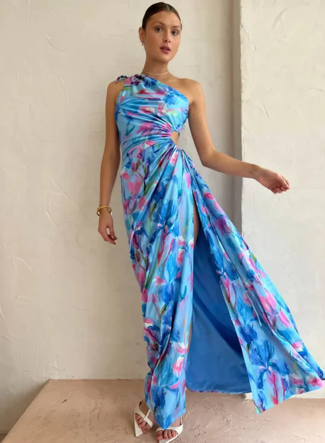 Sonya Moda Nour Dress in Zuri Print Size 10 for rent on The Volte - main image