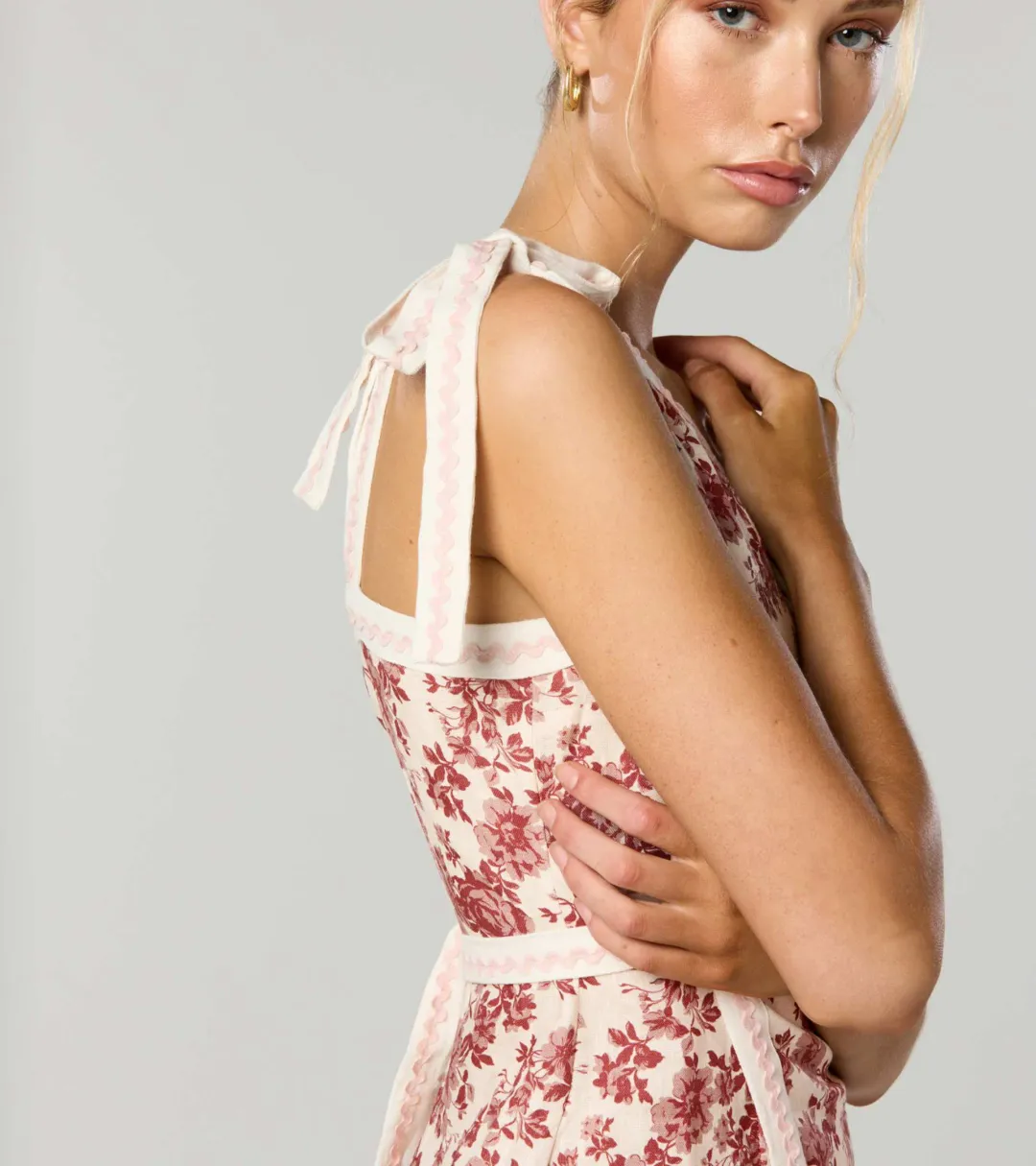 Winona Asymmetrical Dress Floral Size 6 for rent on The Volte - main image