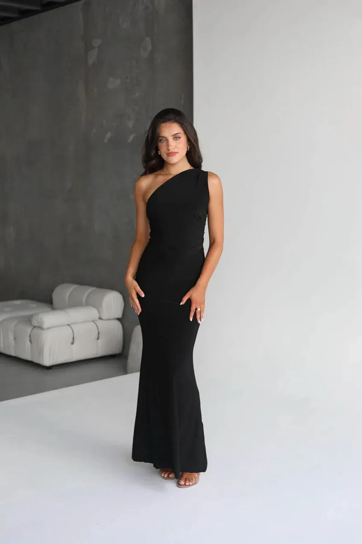 Natalie Rolt Fabienne Gown Black Size 1 / AU 8 - Image 1