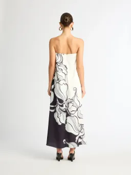 Sheike Tommie Maxi Dress Print Size 6 for rent on The Volte - image 3