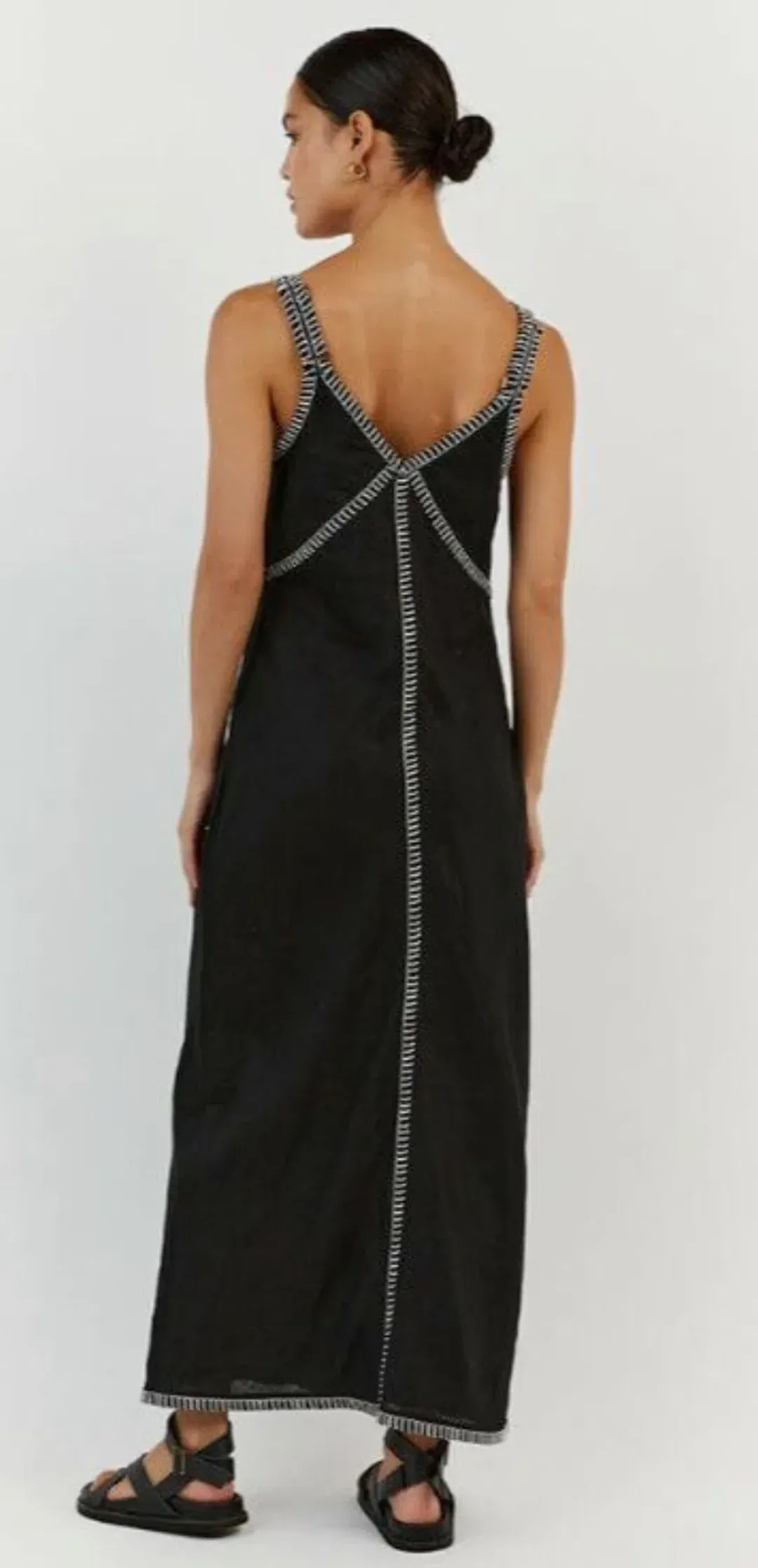 Dissh Bella Midi Dress Black Size 16 for rent on The Volte - main image