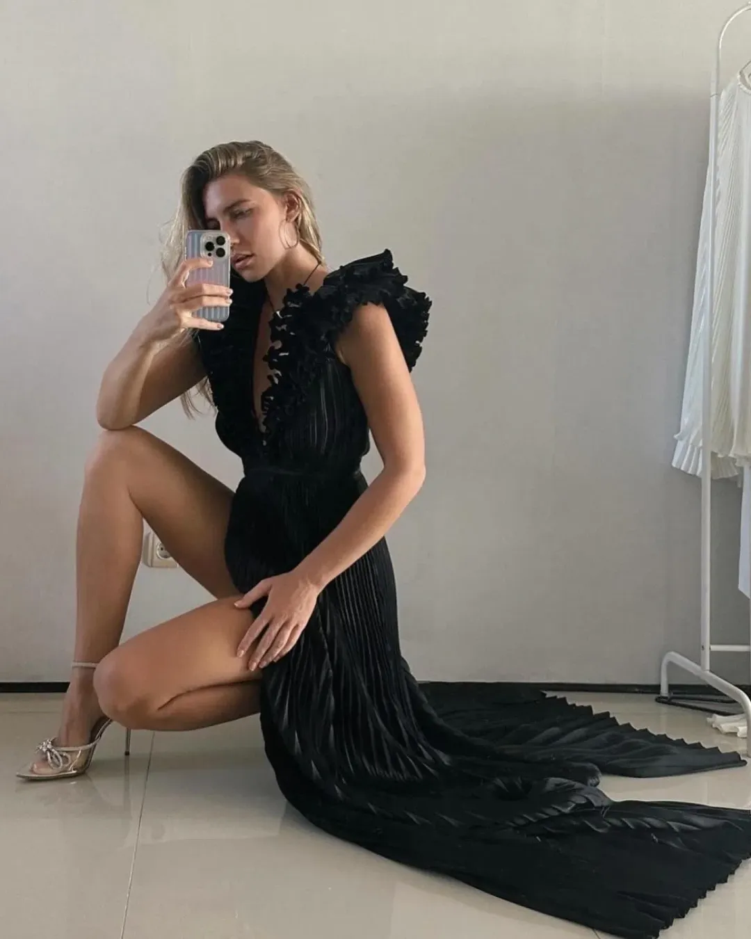 L'Idee Tuileries Split Gown in Noir Size 8 for rent on The Volte - main image