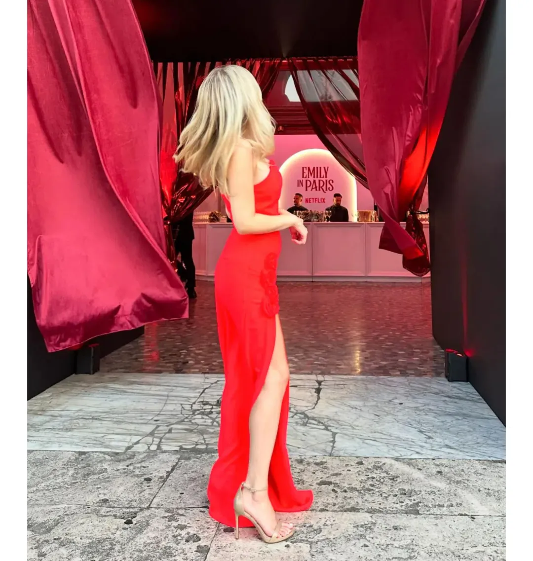 Amanda Uprichard Wolfe Gown Red Size S / AU 8 for rent on The Volte - main image