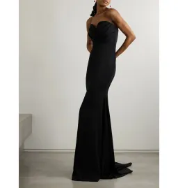 Alex Perry Strapless Sweetheart Drape Gown Black Size AU 8 for rent on The Volte - image 5