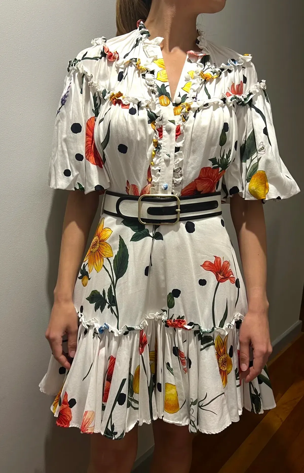 Leo Lin La Flor Short Dress White Size 6 - Image 1