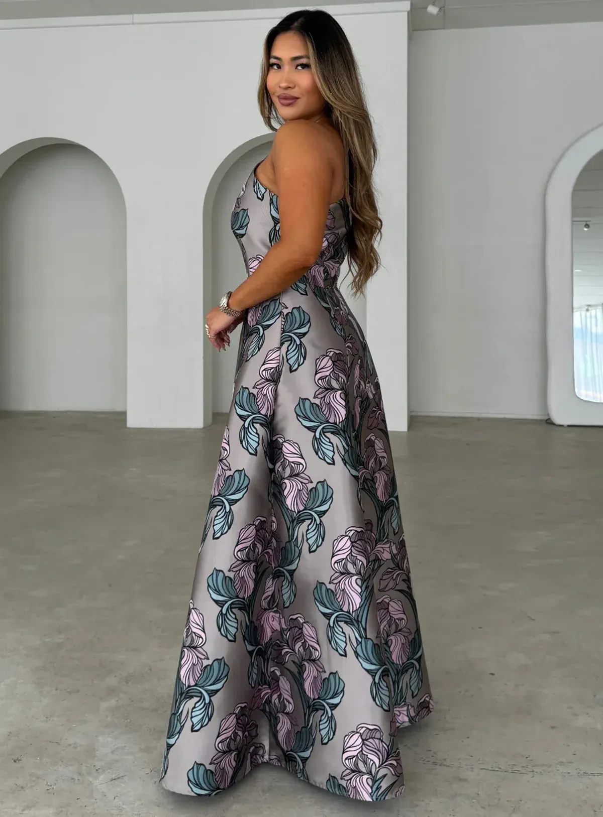 Elliat Audrey Maxi Dress Floral Size AU 10 - Image 5