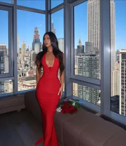 Melani the Label Arabella Dress Red Size XS / AU 6 for rent on The Volte - image 3