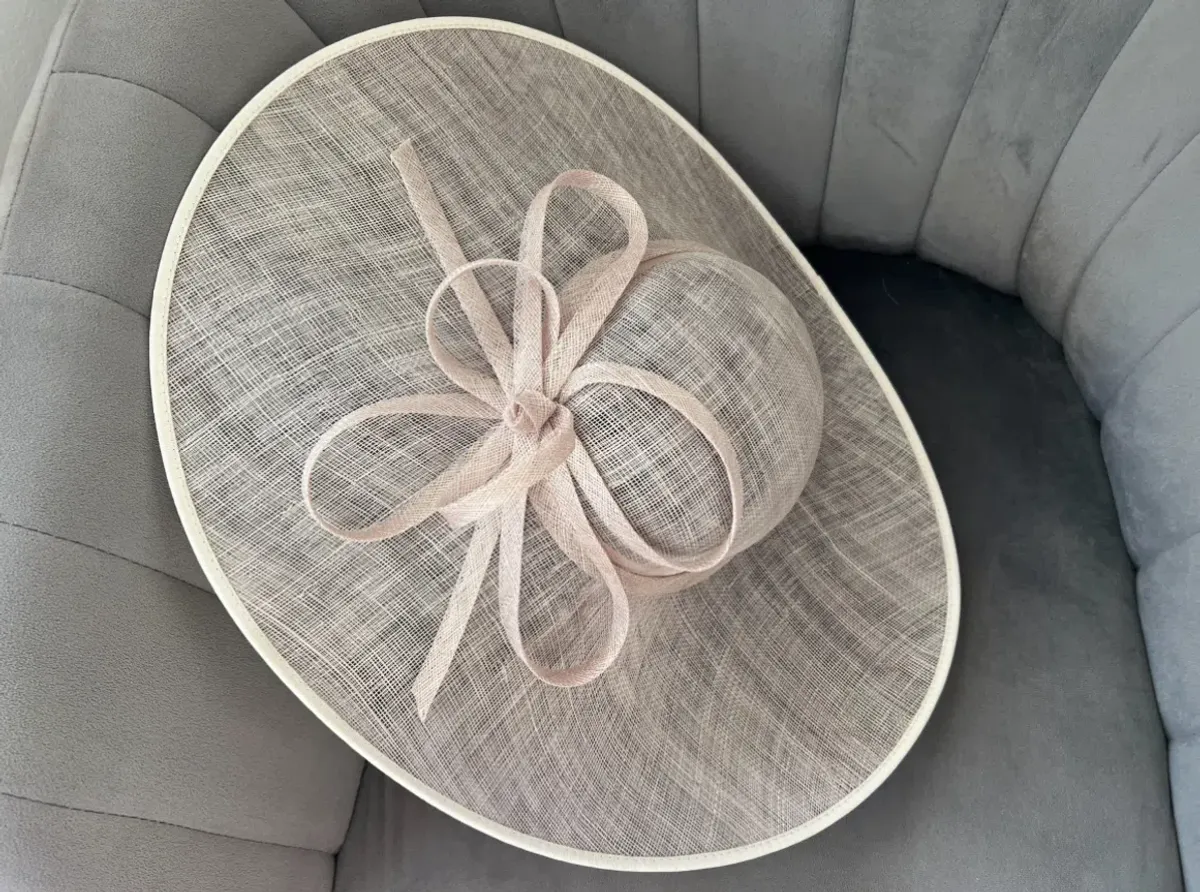 Morgan and Taylor Fascinator Pink - Image 4