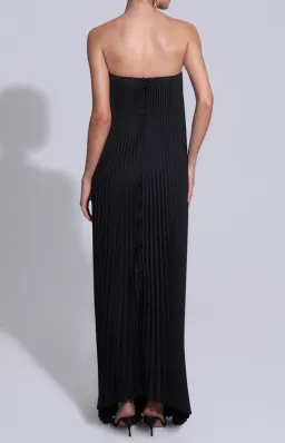L'Idee Black Tie Gown Black Size 12 for rent on The Volte - image 5