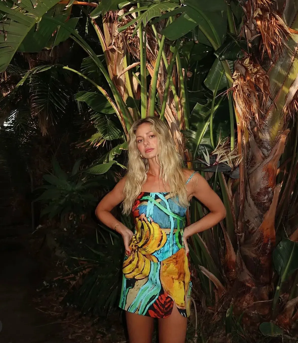 Venroy Silk Scarf Top and Mini Skirt Set Jamaica Scene Size 8 - Image 1