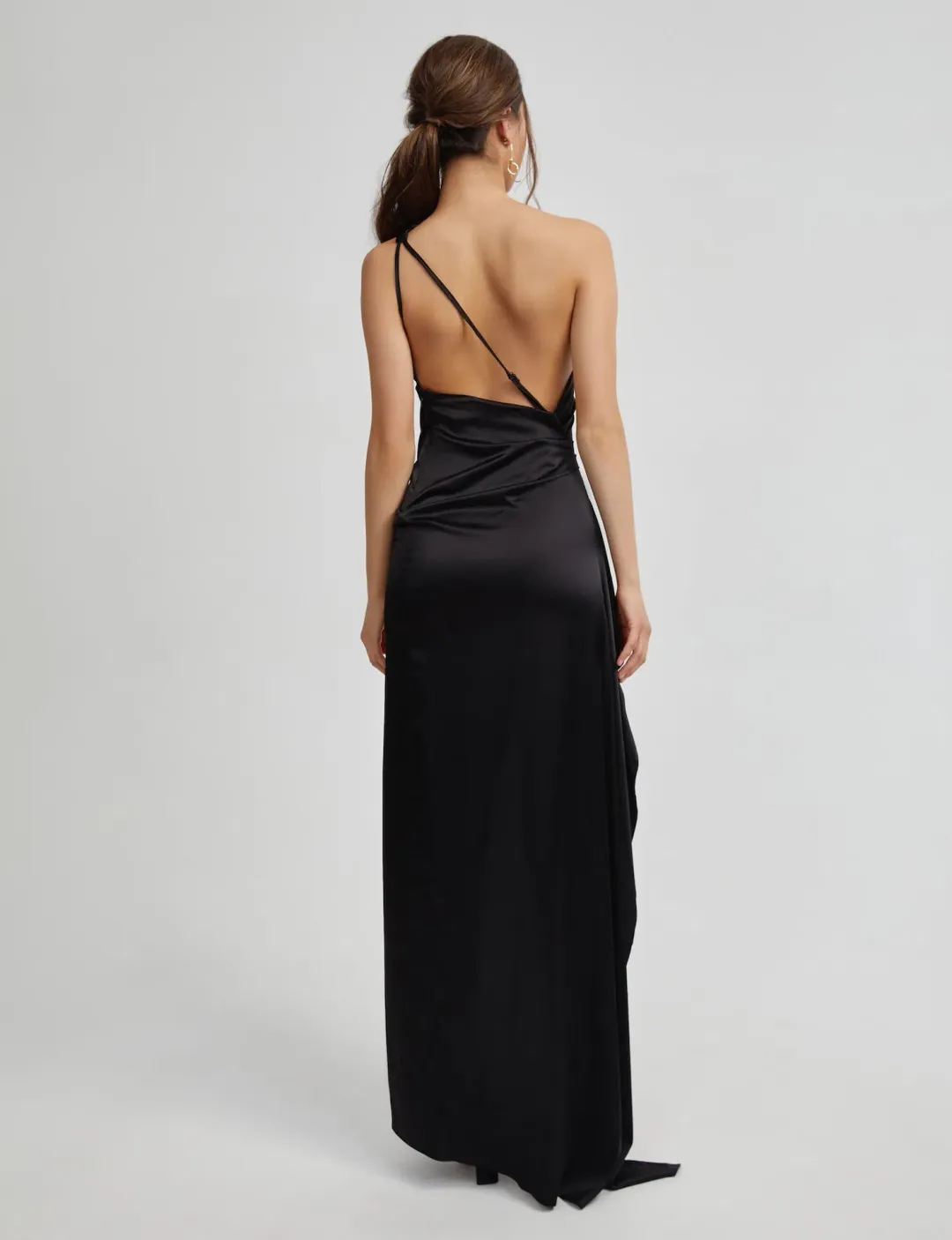 Lexi Samira Gown in Black Size 8 for rent on The Volte - main image