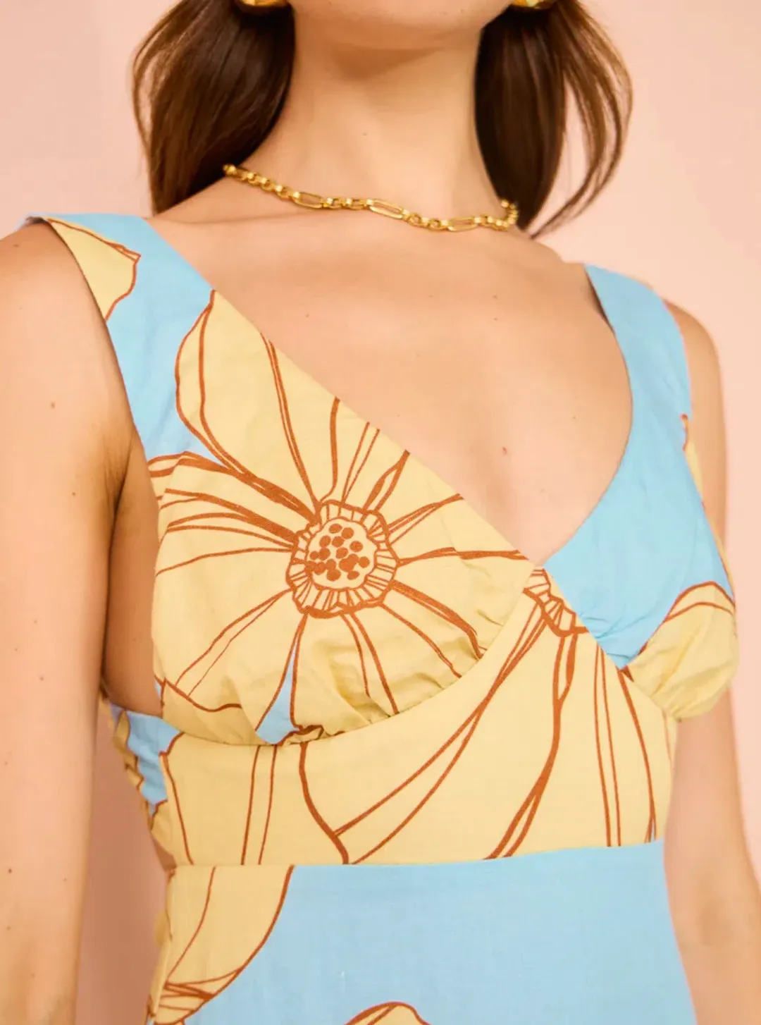 Issy V Neck Midi Dress in Summer Print Size 10 for rent on The Volte - main image