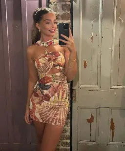 She is Olla Geneva Mini Dress Victor Print Size 8 for rent on The Volte - image 3