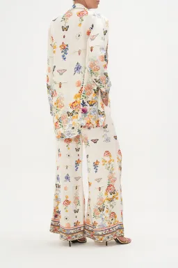 Camilla Double Breasted Soft Jacket Queens Bee Hive Print Size S / AU 10 for rent on The Volte - image 2