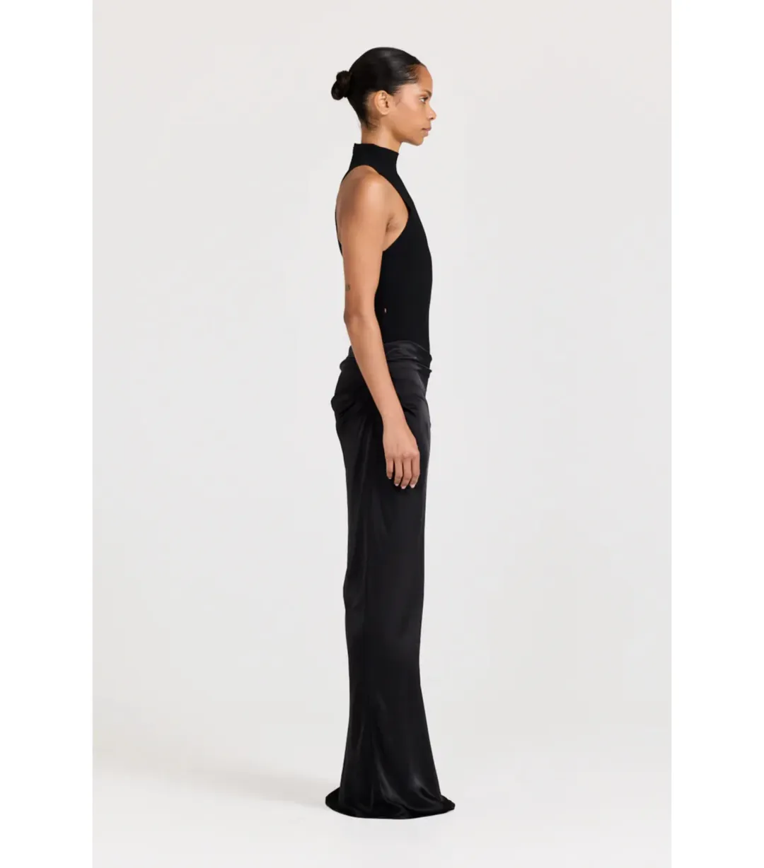 Henne Soraia Dress Black Size AU 6 for rent on The Volte - main image