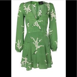 Realisation Par - The Kate - Summer Loving Green size 6 for rent on The Volte - image 2