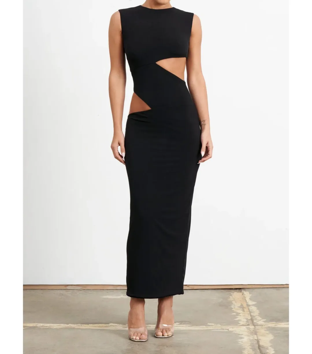 Effie Kats Coda Gown Black Size S / AU 8 for rent on The Volte - main image