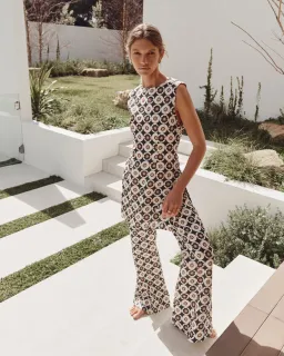 Dissh Dixon Tunic & Pant Set Floral Size 8 for rent on The Volte - image 1