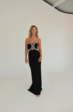 CELINDA GOWN for rent on The Volte - image 7