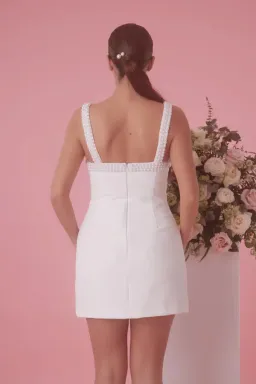 Odd Muse The Ultimate Muse Pearl Trim in White Size 8 for rent on The Volte - image 2