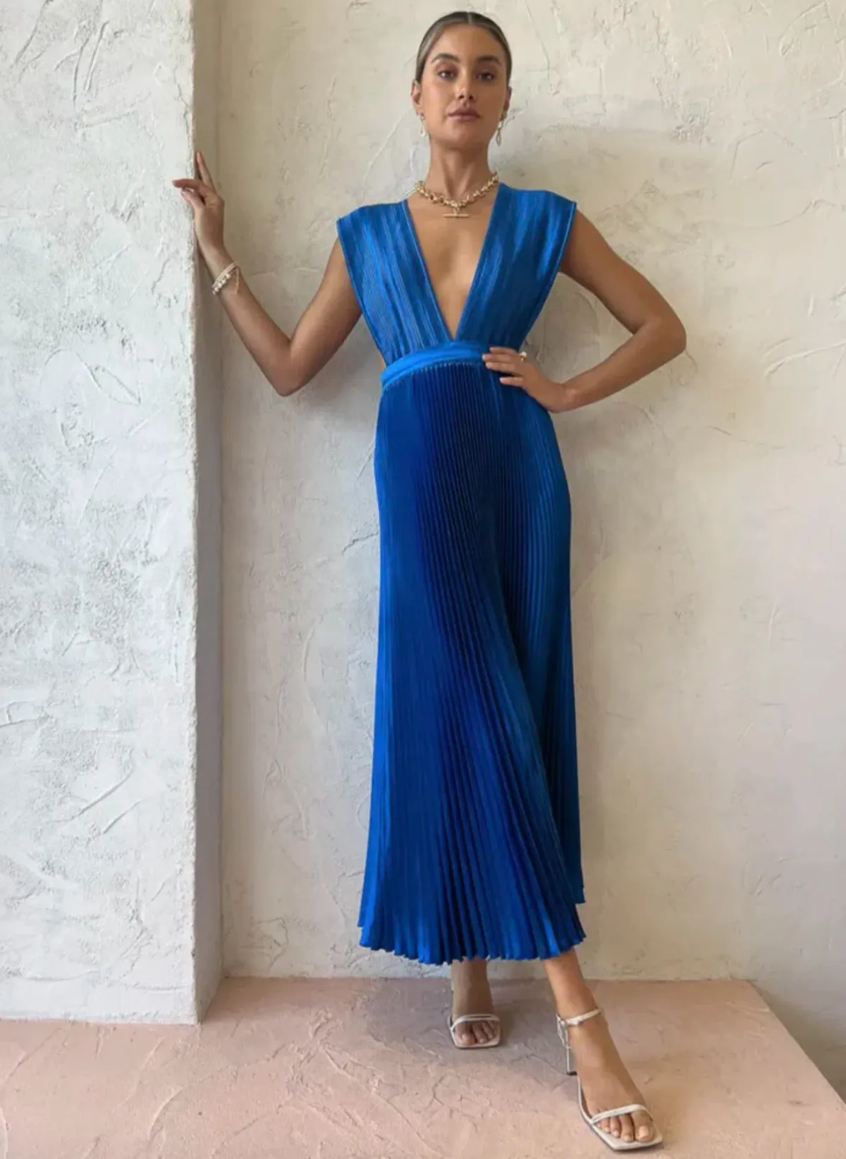 L'idee Gala Gown Moroccan Size 8 - Image 1