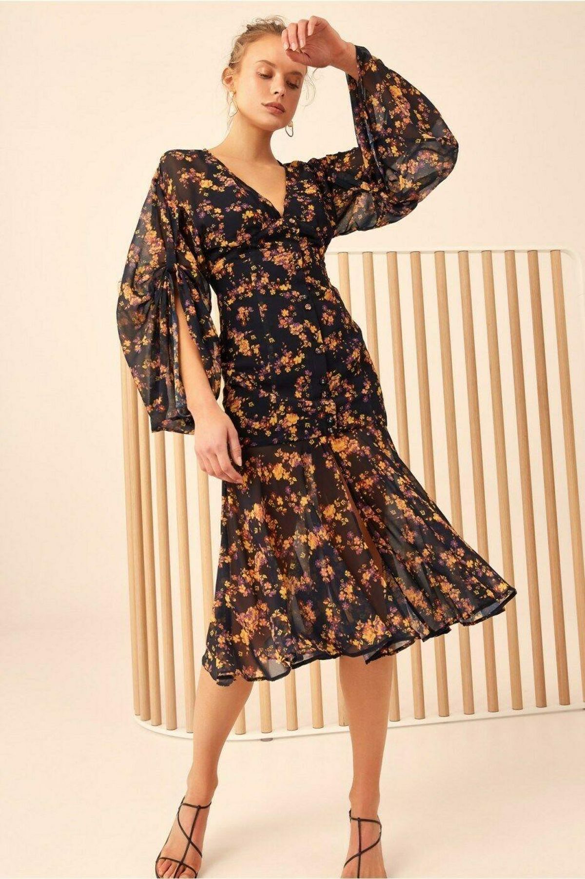 C/meo Collective Heartbreaker Dress Ink Botanical Size 14 - Image 1