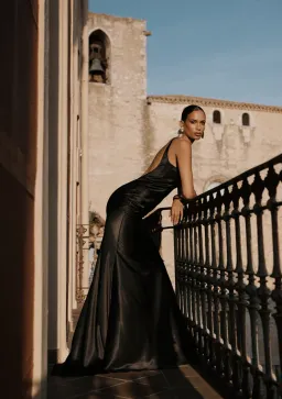 JGR & STN LUCY GOWN Black Size 8 for rent on The Volte - image 2