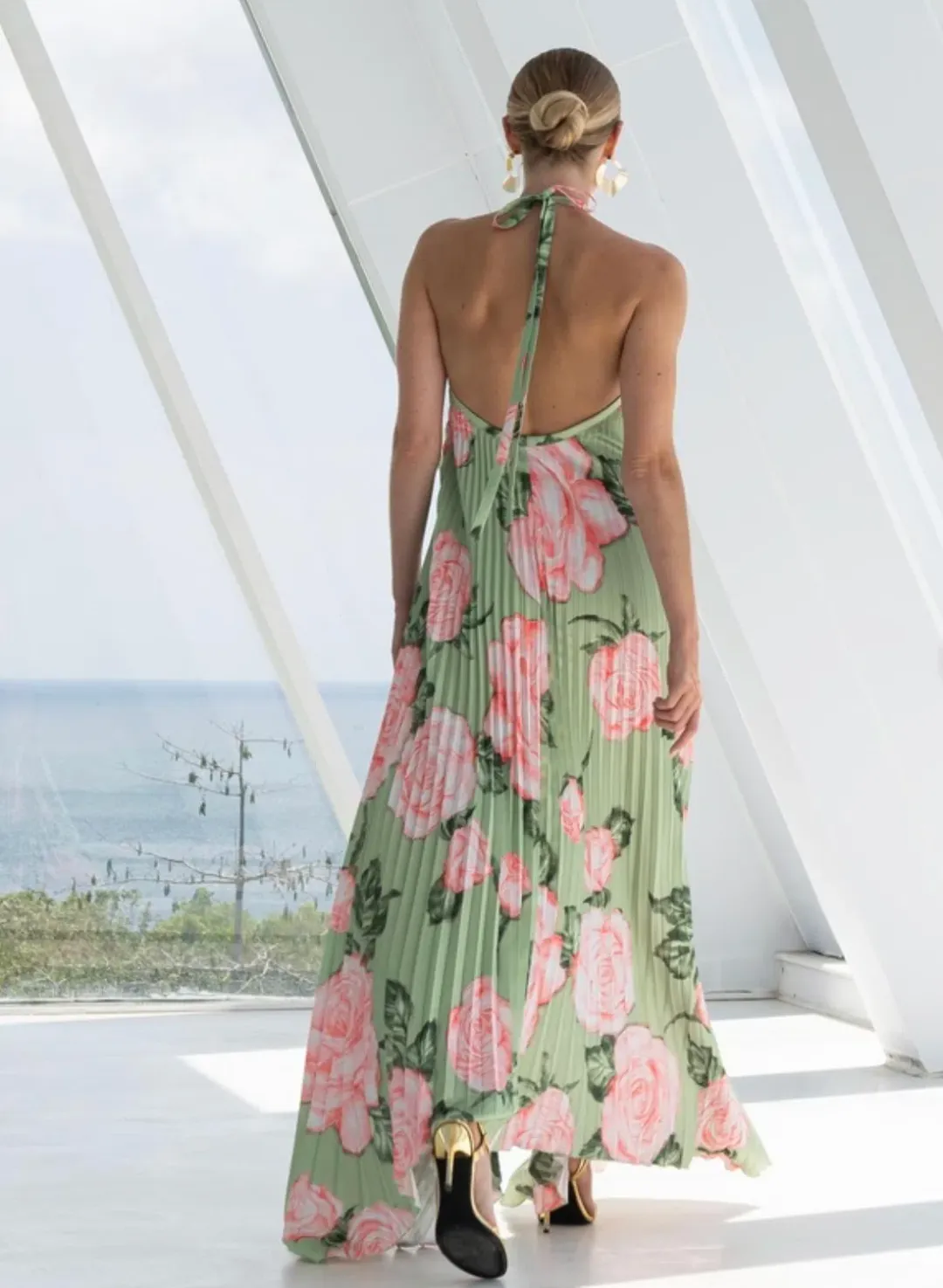L'Idee Deesse Gown Fleur Rose Size AU 10 for rent on The Volte - main image