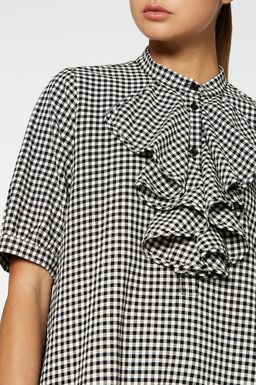 Scanlan Theodore Gingham Ruffle Dress size 8 for rent on The Volte - image 3