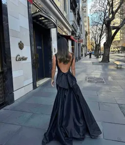 Effie Kats Christal Gown Black Size AU 10 for rent on The Volte - image 1