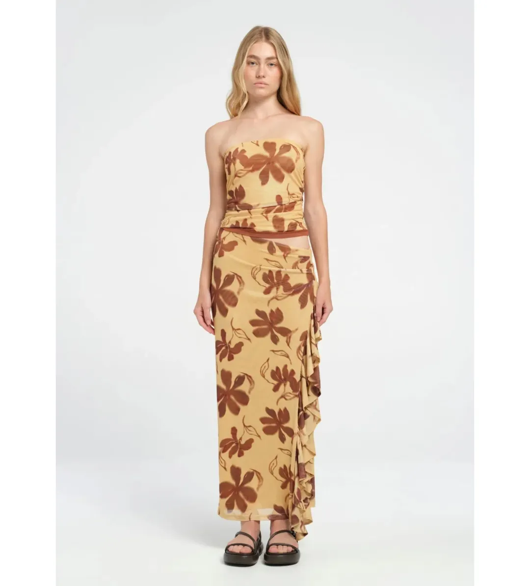 Benni Bindi Maxi Dress in Butter Floral Size AU 10 for rent on The Volte - main image
