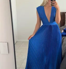 L'idée Renaissance Gown in Moroccan Blue Size 12 for rent on The Volte - image 1