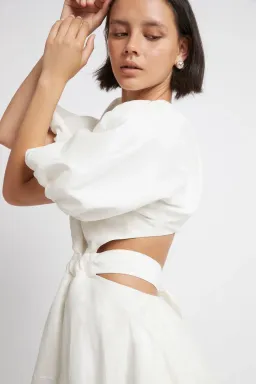 Aje Mimosa Cut Out Midi Dress White Size 14 for rent on The Volte - image 2