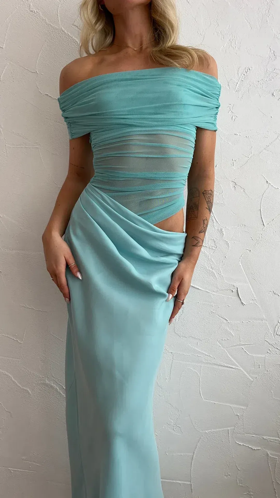 Benni Nico Off Shoulder Maxi Blue Size 8 for rent on The Volte - main image