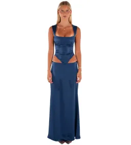 I am Delilah Midnight Valerie Size AU 6 for rent on The Volte - image 1